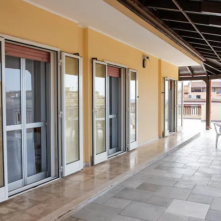 Attico Smeraldo Apartment